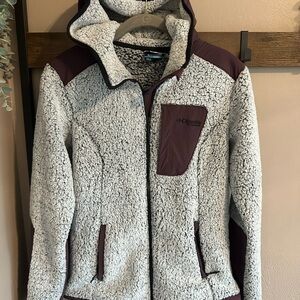 Columbia Titanium Gray Fleece with burgundy/purple details Jacket